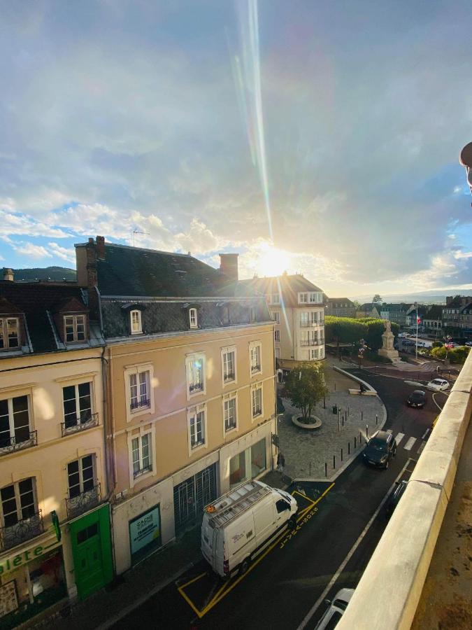 Au Coeur De La Ville Autun Luaran gambar